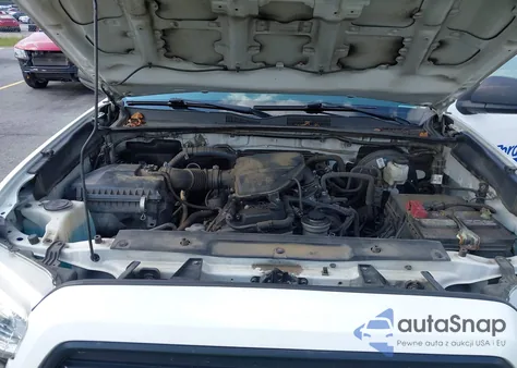 2020 Toyota Tacoma Sr z USA, uszkodzony, nr VIN 5TFRX5GN8LX178557